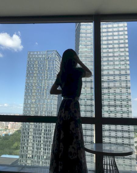 岳两腿间又白又大_国产剧电影在线看