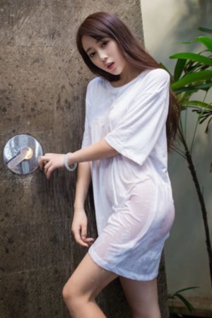 美女胸18下看禁止免费视频51_BD英语高清电影在线
