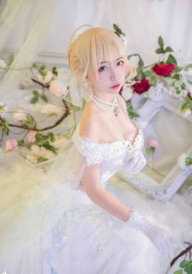 白丝美女被爆c_BD国语天堂在线
