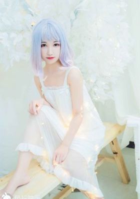 美女内衣免费视频_720高清电影在线