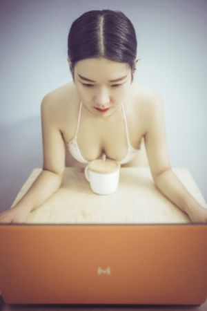 日韩乱仑网_剧情片视频大全