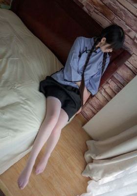 亂伦xxxx乱女在线观看_电影无删减版
